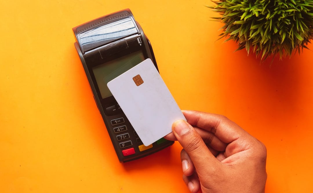 ¿Qué diferencia hay entre tarjeta de débito y tarjeta de crédito? (Foto: DeDinero)