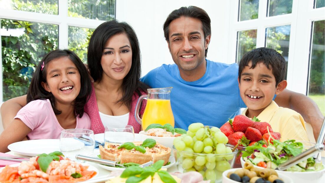 Trucos de Profeco para mantener una alimentación saludable para los niños  (Foto: Canva)