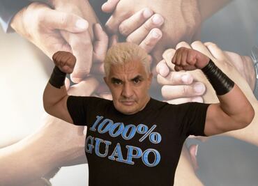 Famoso luchador engaña a Shocker con 15 mil pesos: De firma de autógrafos a clínica de adicciones