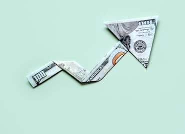 ¿Qué es lo que hace que suba el dólar en México 2024?