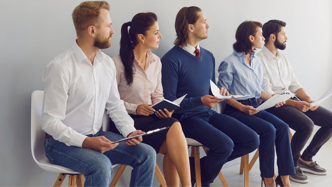 Los capitalinos pueden encontrar más de 2000 vacantes en el Portal de Empleo CDMX (Foto: Canva)
