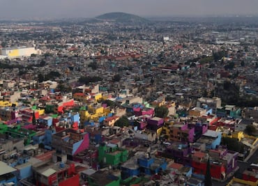 Tour en Iztapalapa enamora a extranjeros y enoja a mexicanos, negocio incluye Cablebús por 700 pesos