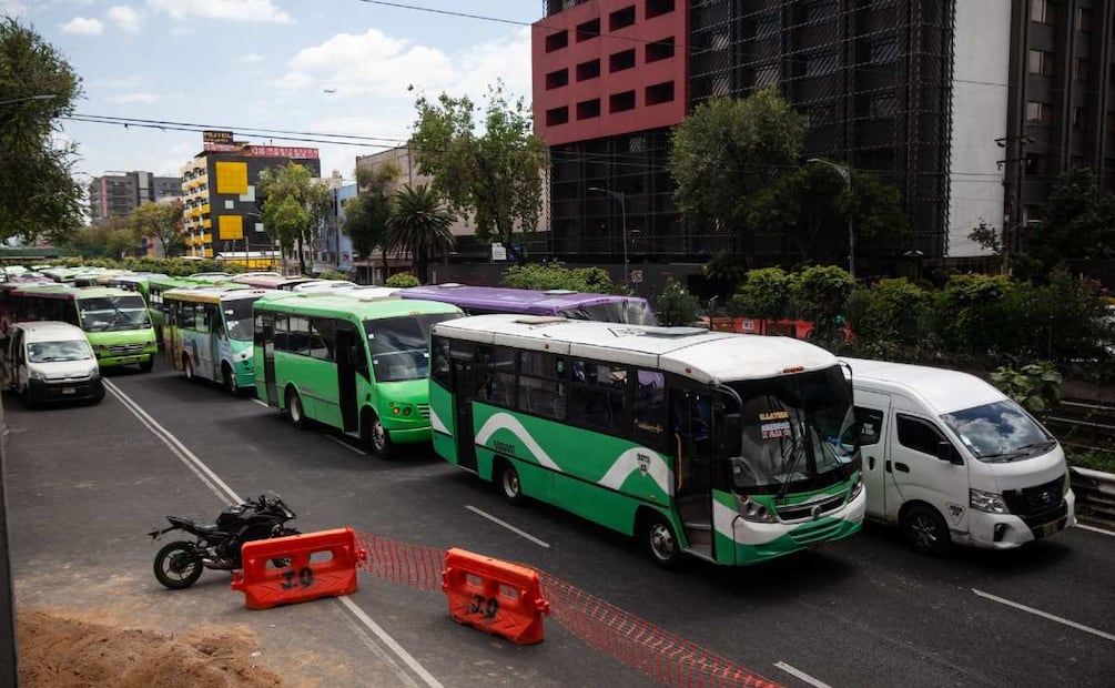 Mega bloqueo de transportistas en CDMX. (Foto: Cuartoscuro)
