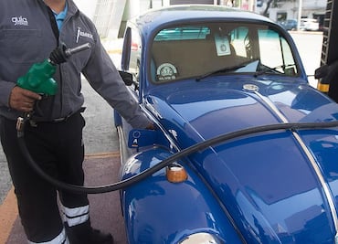 Este es el salario real de un despachador de gasolina en 2025
