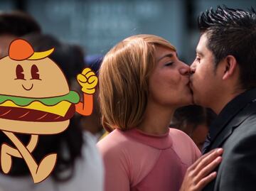 Carl’s Jr. regalará hamburguesas si te das un beso frente al mostrador: detalles 14 de febrero