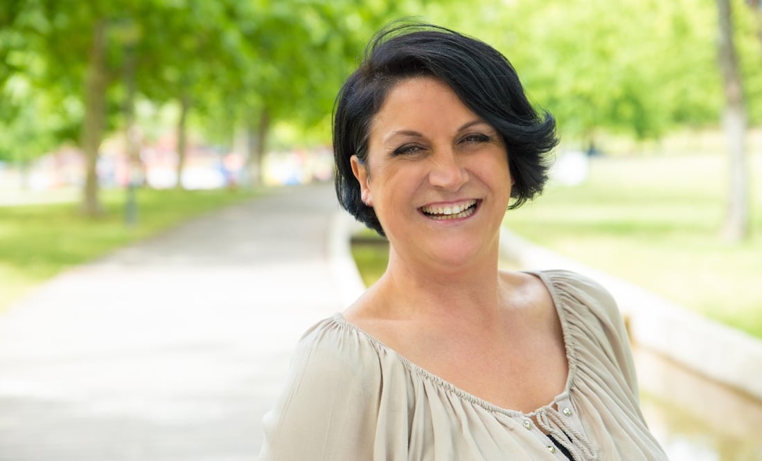 Pensión para personas de 57 a 59 años (Foto: Katemangostar-Freepik)