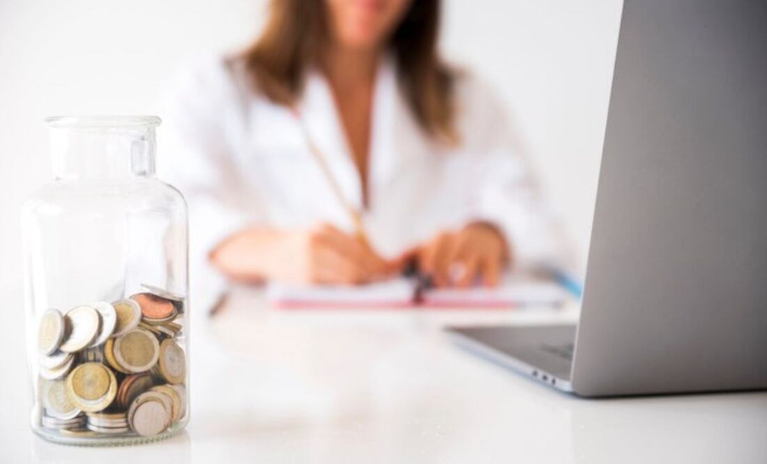 Descubre cómo puedes empezar el 2024 con dinero. (Foto: Freepik)