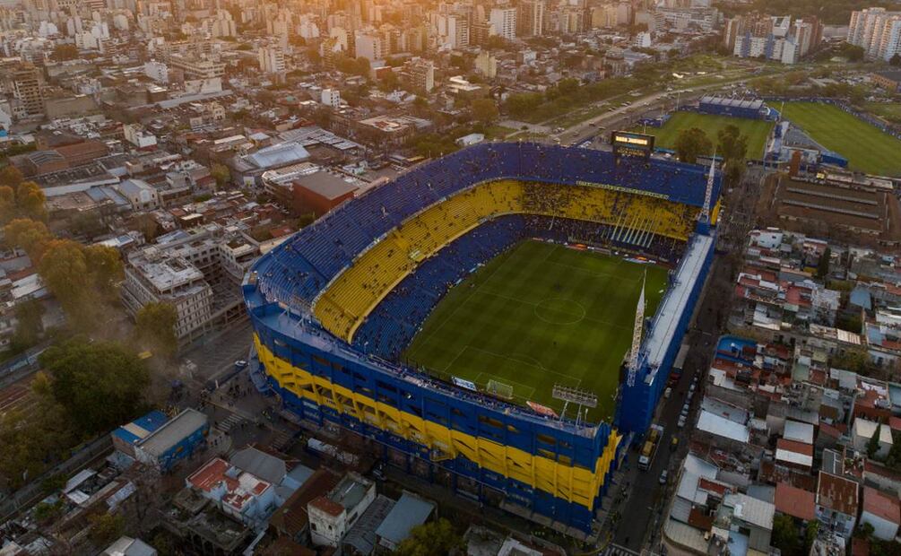 El Estadio Alberto J Armando, mejor conocido como la Bombonera, es casa de Boca Juniors, uno de los equipos más importante del futbol en  Argentina. (Foto: DeDinero)
