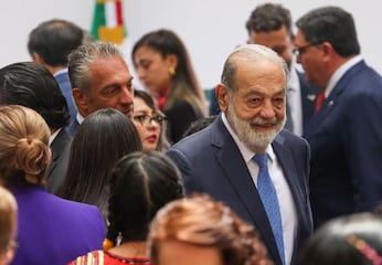 Carlos Slim propone trabajar solo tres días a la semana sin bajar el sueldo, pero extender jubilación a los 75 años