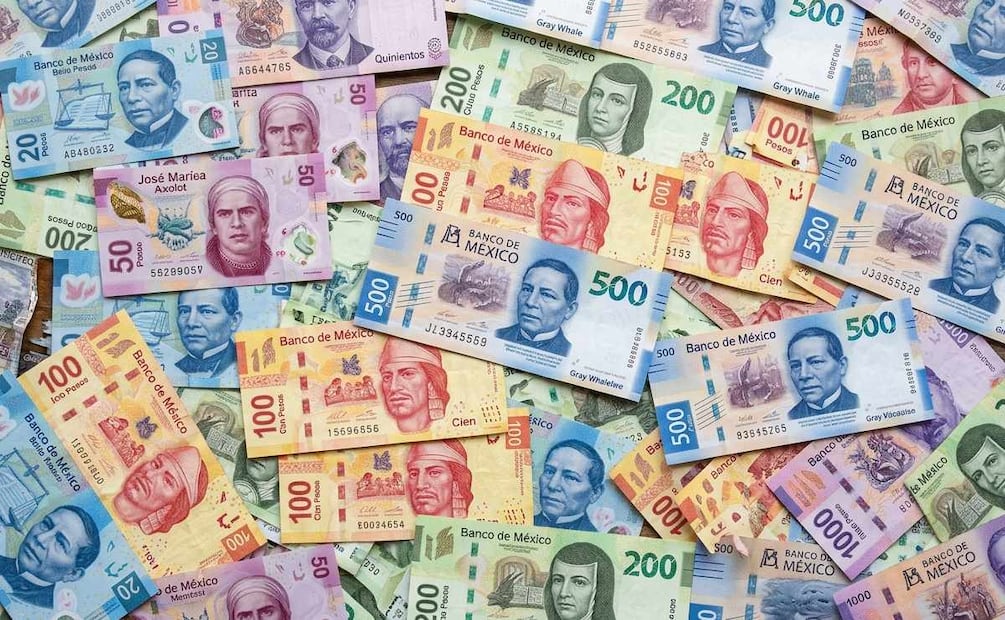 Fonacot y su crédito de $10,000: descubre el sueldo necesario y cuánto pagas cada mes. (Foto: Creada con IA)