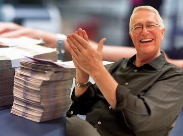 Ricardo Salinas Pliego anuncia revolución financiera en Banco Azteca; “escapar de la inflación”