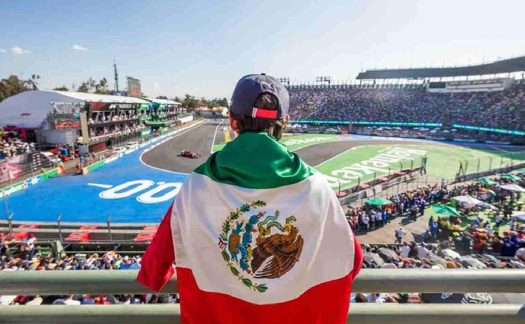 Fan de Checo Pérez en México: Esto es lo que gastarás en gorras, playeras y casco oficial. (Foto: Redes sociales)