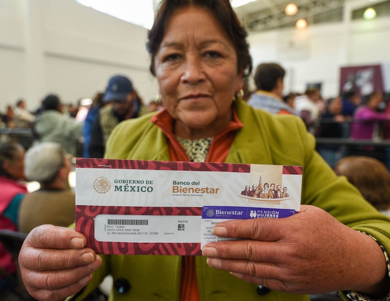 La Secretaría del Bienestar anunció nuevas fechas para la entrega de Tarjetas del Bienestar en abril y mayo de 2025 (Foto: Cuartoscuro)