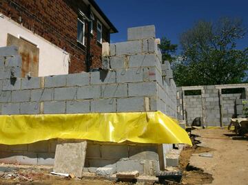 Cuánto cuesta comprar terreno y construir tres cuartos en Ciudad de México en 2025, datos de INEGI y arquitectos