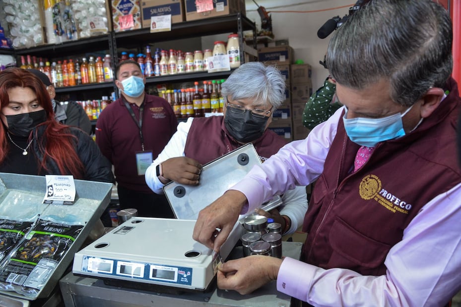 La Profeco defiende a los consumidores mexicanos y ofrece herramientas para que cuides tu dinero (Foto: Cuartoscuro)
