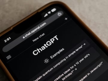 Las 44 profesiones que podrían desaparecer por la inteligencia artificial, según el creador de ChatGPT