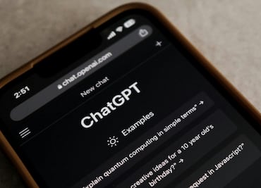 Las 44 profesiones que podrían desaparecer por la inteligencia artificial, según el creador de ChatGPT