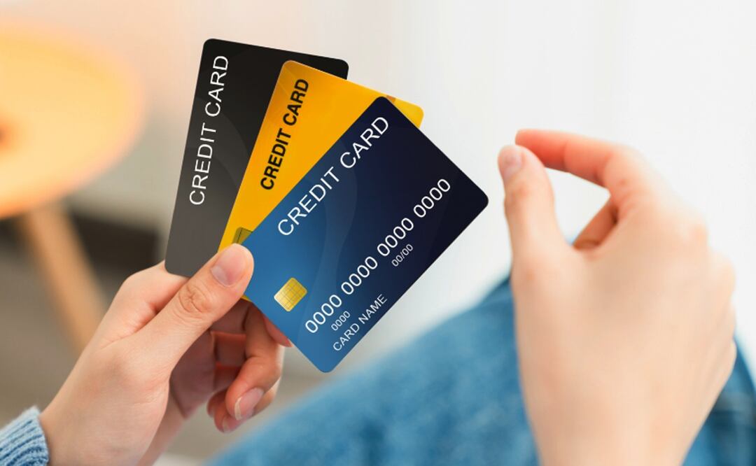 Descubre cuáles son los beneficios de tener una tarjeta de crédito. (Foto: DeDinero)
