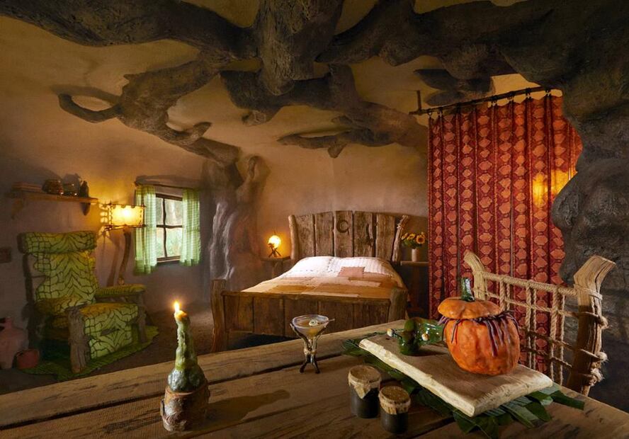 Shrek también ha tenido su alojamiento inspirado en un pantano. (Foto: Airbnb)