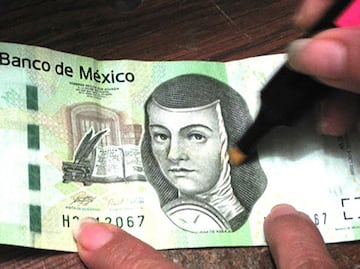 Plumón para checar billetes falsos no sirve: Banco de México lanza alerta