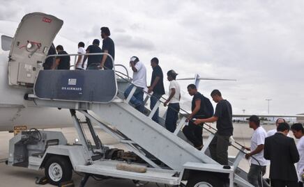 Mexicanos repatriados de EU recibirán tarjeta urgente con 2 mil pesos y todos estos apoyos