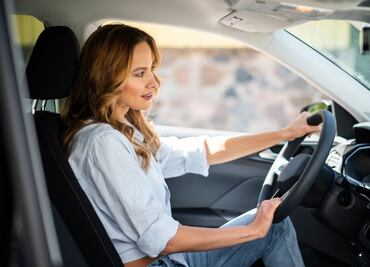 ¿Cuánto cuesta la tenencia vehicular en México y cómo puedo quedar exento?