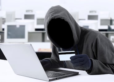 ¿Cargos no reconocidos en tu tarjeta de débito o crédito? Esto debes hacer