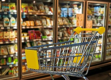 Sigue los trucos de esta famosa tiktoker para no caer en las trampas del consumismo de los supermercados