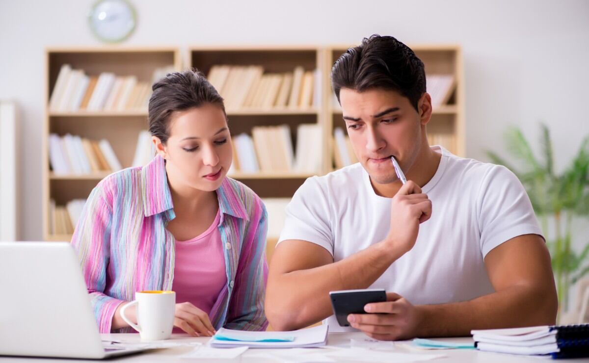 ¿Cómo compartir las finanzas en pareja? Condusef advierte sobre estas ...