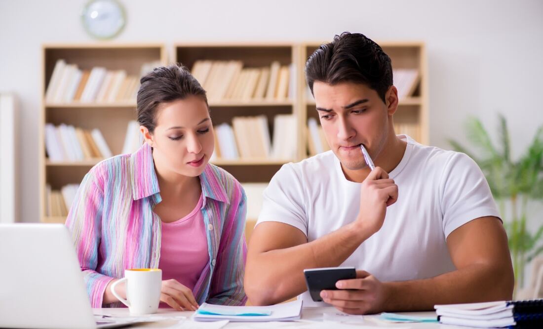 Conoce la estrategia que brinda la Condusef para que las parejas puedan mejorar sus finanzas. (Foto: DeDinero)
