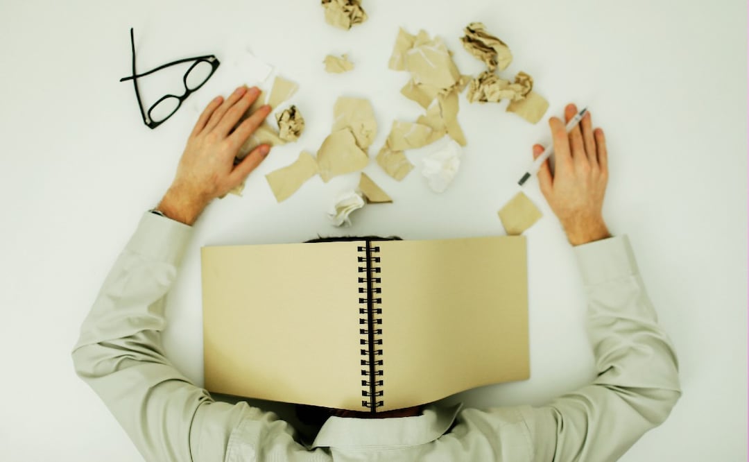 ¿Cómo soltar pensamientos del trabajo? (Foto: DeDinero)