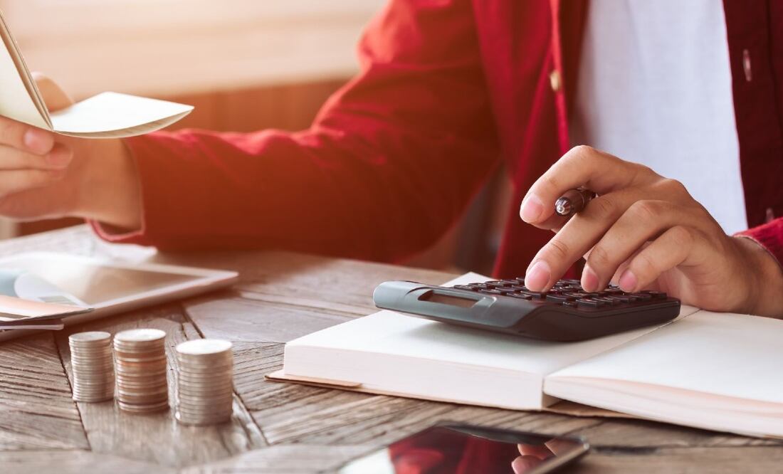 Logra ahorrar más del treinta por ciento de tus ingresos (Foto: DeDinero)