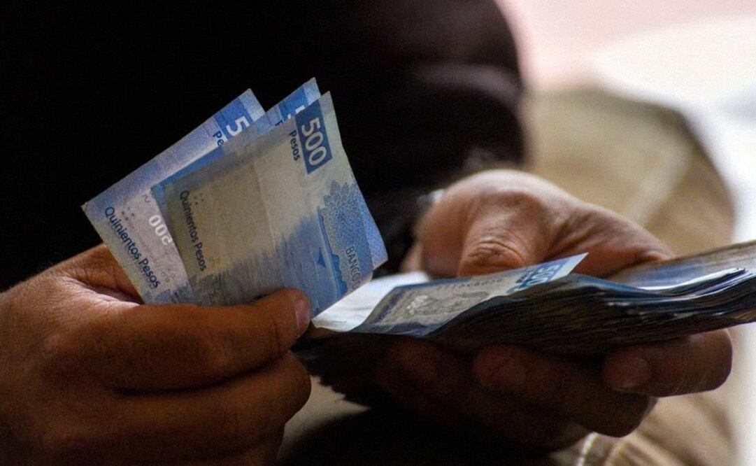 Según la Condusef, apenas el 1 por ciento de los mexicanos tiene algún fondo de inversión. (Foto: Cuartoscuro)