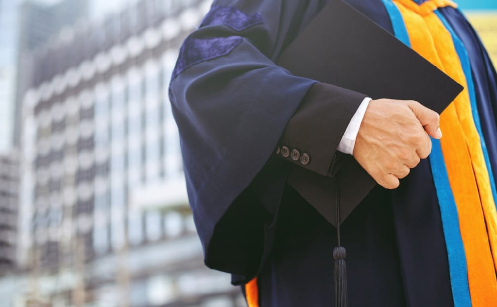 ¿Qué carreras ofrece la Universidad Rosario Castellanos en 2025? (Foto: DeDinero)