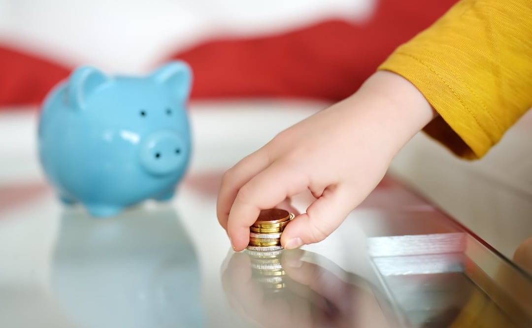 Conoce las recomendaciones sobre la educación financiera en la infancia. (Foto: DeDinero)