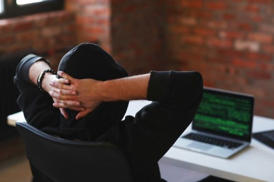 Condusef lanza un llamado a la prevención para identificar y evitar fraudes financieros. (Foto: Freepik)