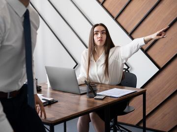 Qué está pasando con Starbucks. La razón por la que despedirá a más de mil empleados