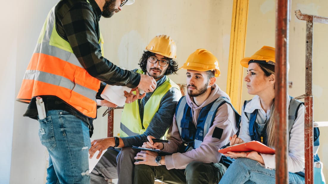 Las vacantes publicadas en el Periódico Ofertas de Empleo son completamente gratuitas y avaladas por el Servicio Nacional de Empleo de la CDMX (Foto: Canva)