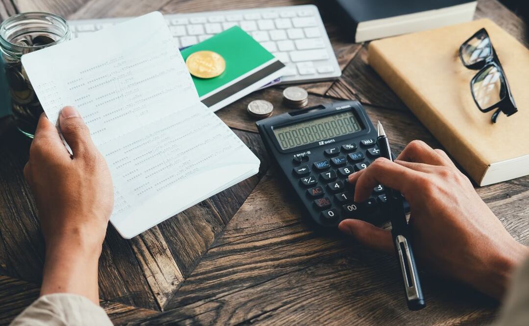 Mantén tus finanzas sanas, con esta estrategia. (Foto: DeDinero)