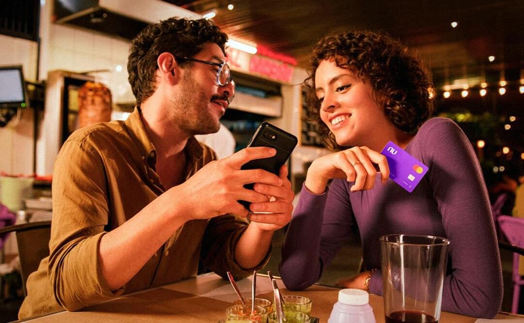 Frente a la alta tasa de referencia de Banxico, varias instituciones están ofreciendo rendimientos atractivos. (Foto: Nu)