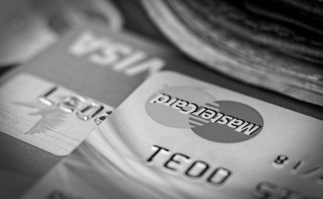 Estos ciberdelincuentes también son conocidos por vender "tarjetas blancas" en sitios de comercio en línea. (Foto: Pixabay)