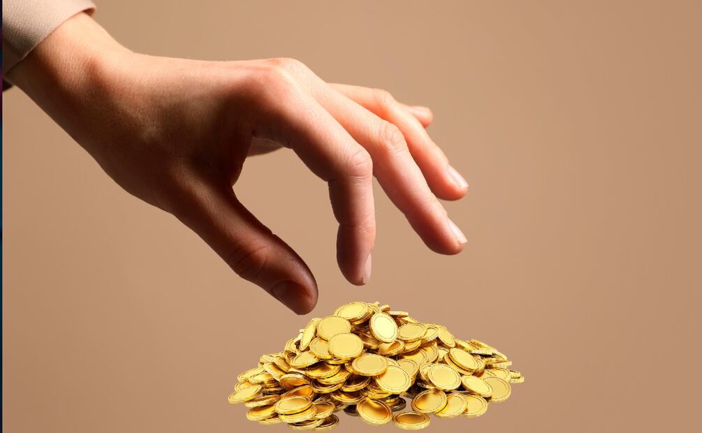 Oro gana valor ante la debilidad del dólar (Foto: DeDinero)