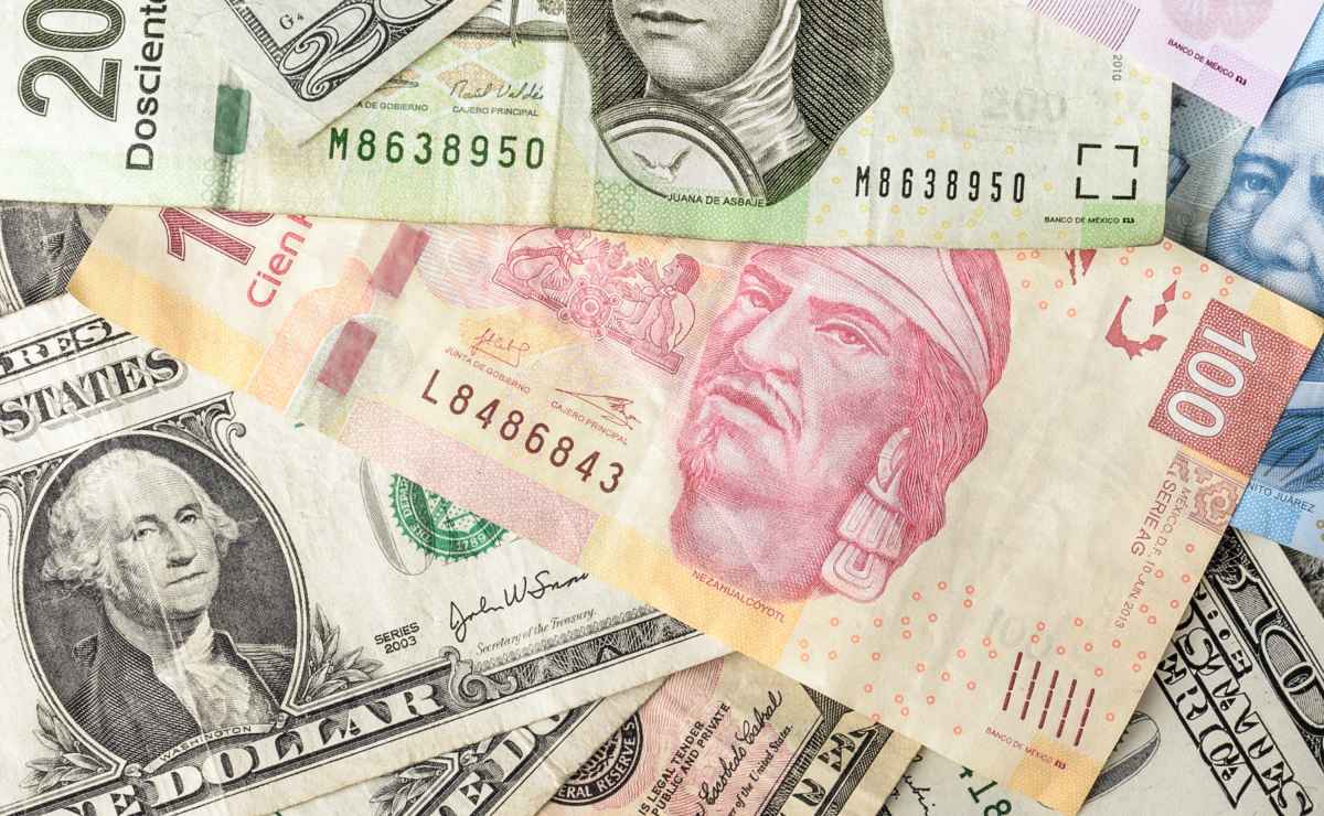 Dónde cambiar tus pesos mexicanos a dólares con el mejor tipo de cambio