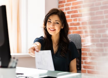 Cómo leer tu recibo de nómina y no perder beneficios
