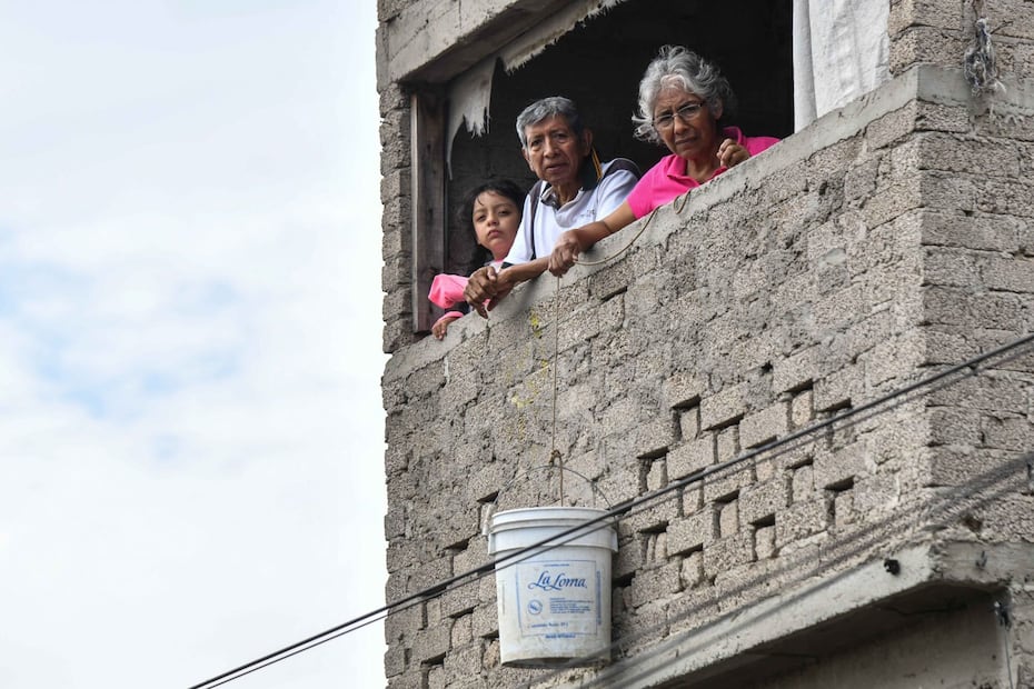 La CFE se encuentra en análisis de un nuevo subsidio del 50 por ciento en el recibo de luz para personas adultas mayores (Foto: Cuartoscuro)