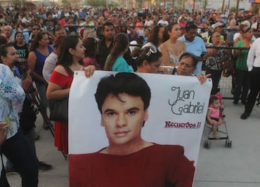Transmitirán en el Zócalo el concierto de Juan Gabriel en Bellas Artes: Fecha, entrada gratuita y todos los detalles para disfrutarlo