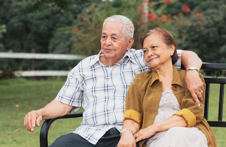 Día del Abuelo 2025: Regalos de experiencia que van más allá del dinero, con consejos del SAT y Condusef