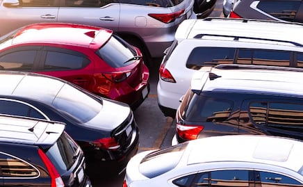 ¿Cómo puedo saber el valor que tiene mi coche en México en 2025?