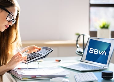 Calendario cancelación masiva cuentas BBVA; cuánto tiempo tienes para hacer algo