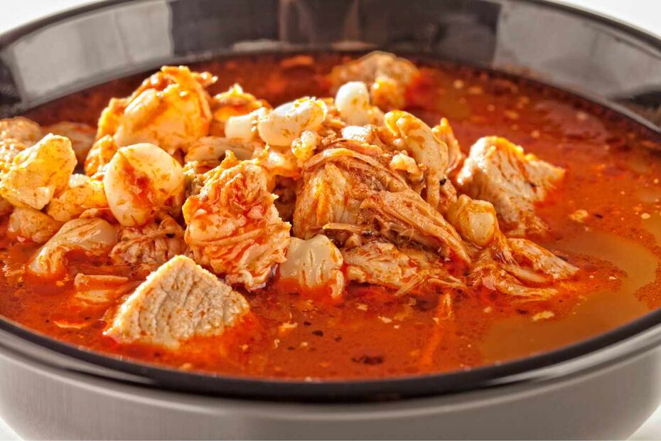 Precio de hacer pozole en casa 2024. (Foto: DeDinero)